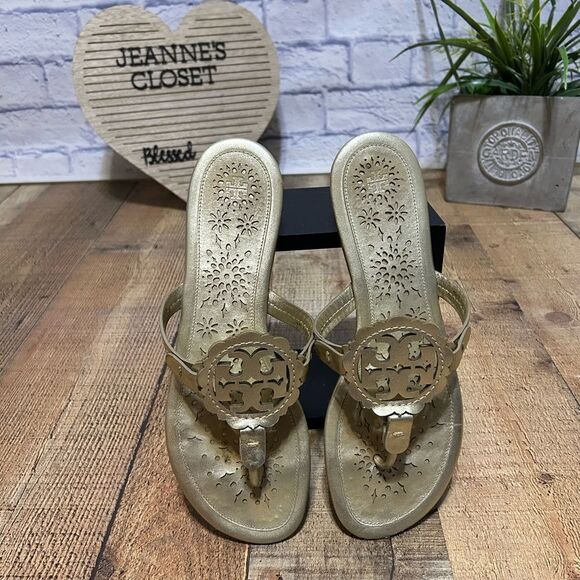 Tory Burch Miller Scalloped Medallion Sandal - Picture 1 of 11